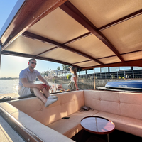 PRIVĀTS BRAUCIENS AR VIP KUĢĪTI RĪGAS ŪDEŅOS (8927278956886)
